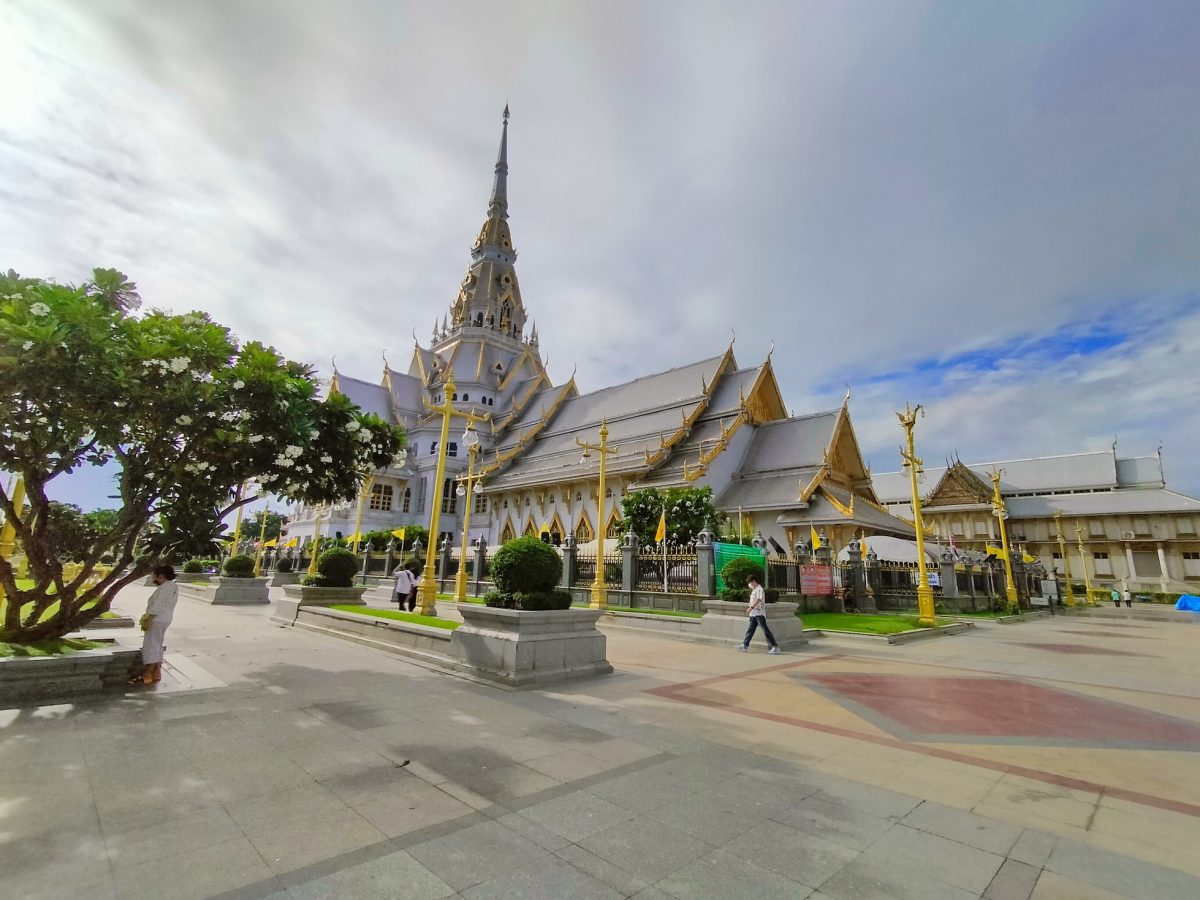 พระอุโบสถ วัดโสธรวรารามวรวิหาร